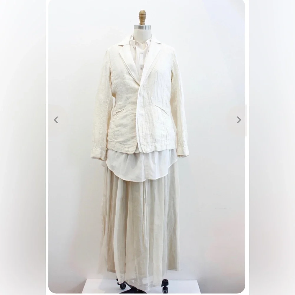 Elegant Cream Maxi Skirt - Picture 12 of 12